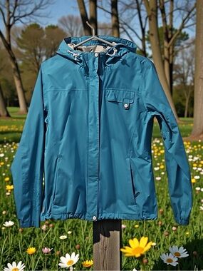 Lole Sky Blue Lightweight Hooded Raincoat/Windbreaker